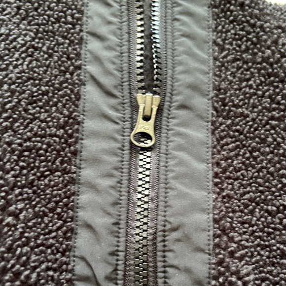 Nike Kids Black Sherpa Zip-Up Hoodie Jacket - Picture 4 of 8